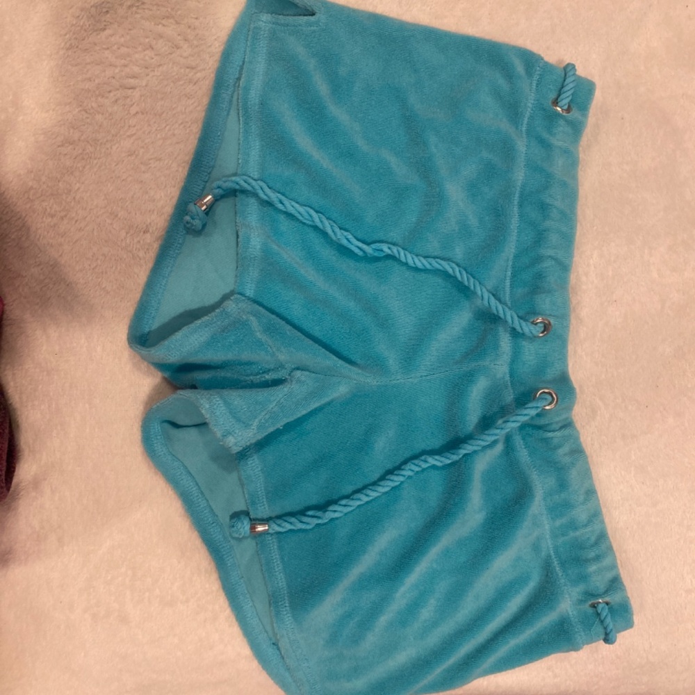 Shorts - Picture 2 of 2
